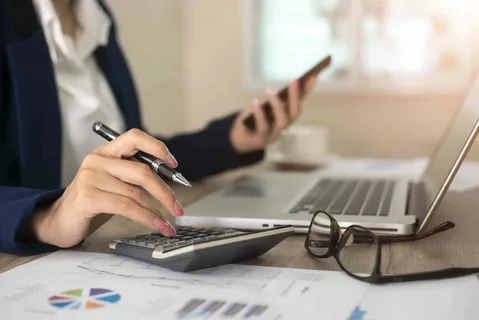 What Are the Benefits of Using Specialized Accounting for E-Commerce
