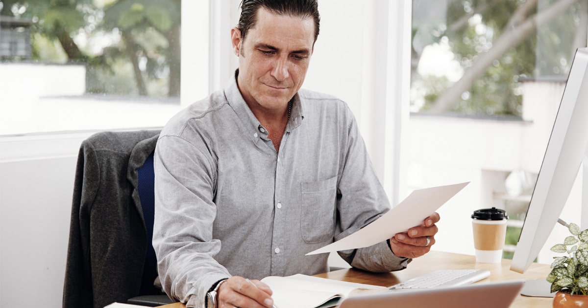 how do the rich avoid taxes